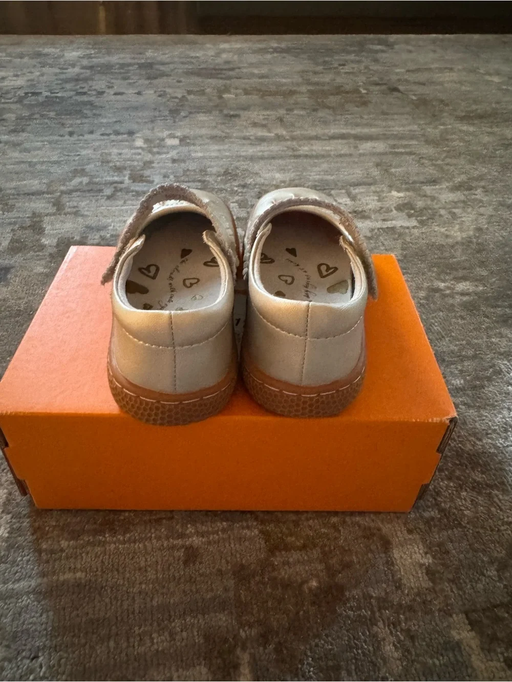 Livie & Luca metallic champagne